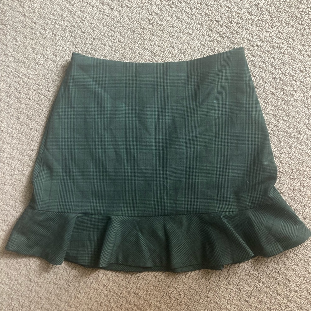 Aritzia Sunday Best Astala Mini Skirt! Size 6